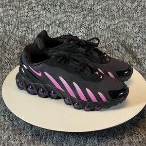 Nike Air Max DN8 Sneaker Women's 9.5 Black Pink